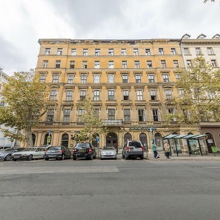 Atlanta Apartment Is In The Heart Of Budapest Kültér fotó